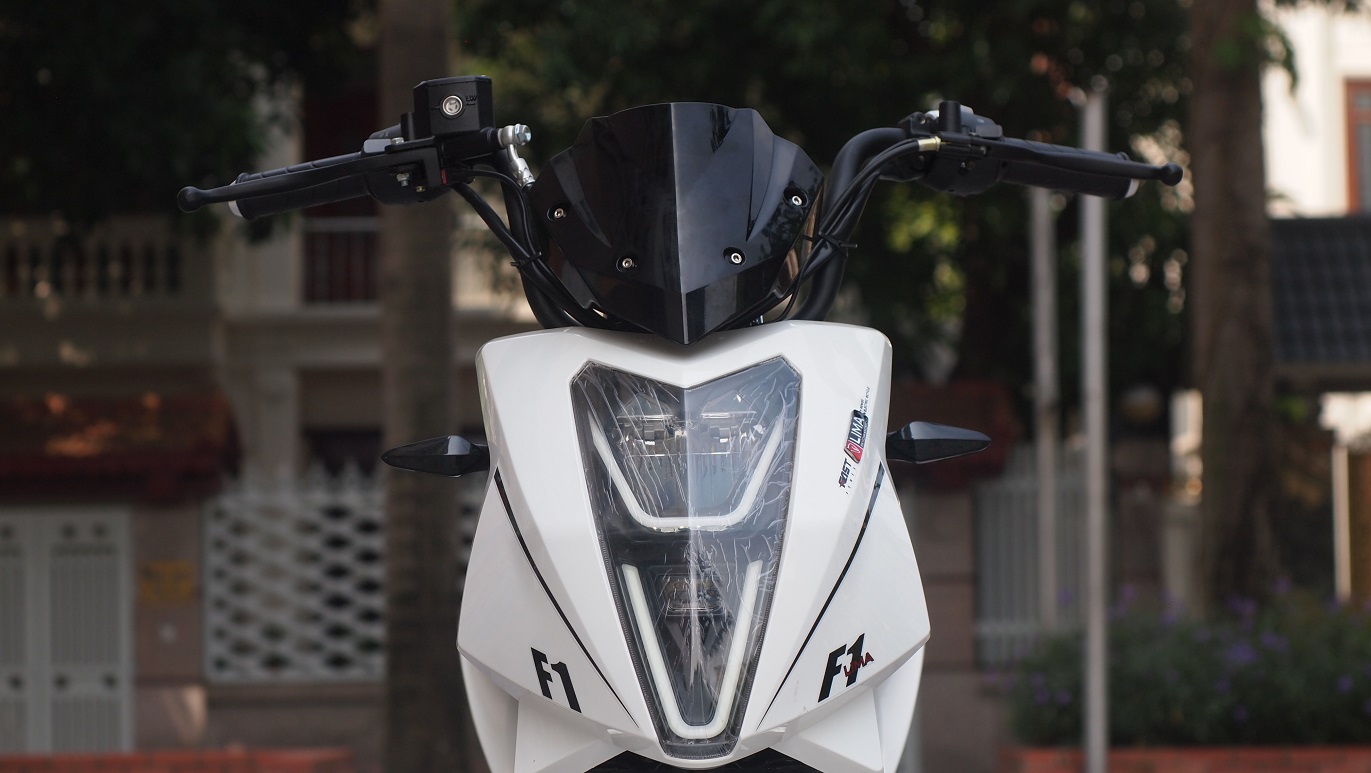 Đầu xe Jeek Lima F1