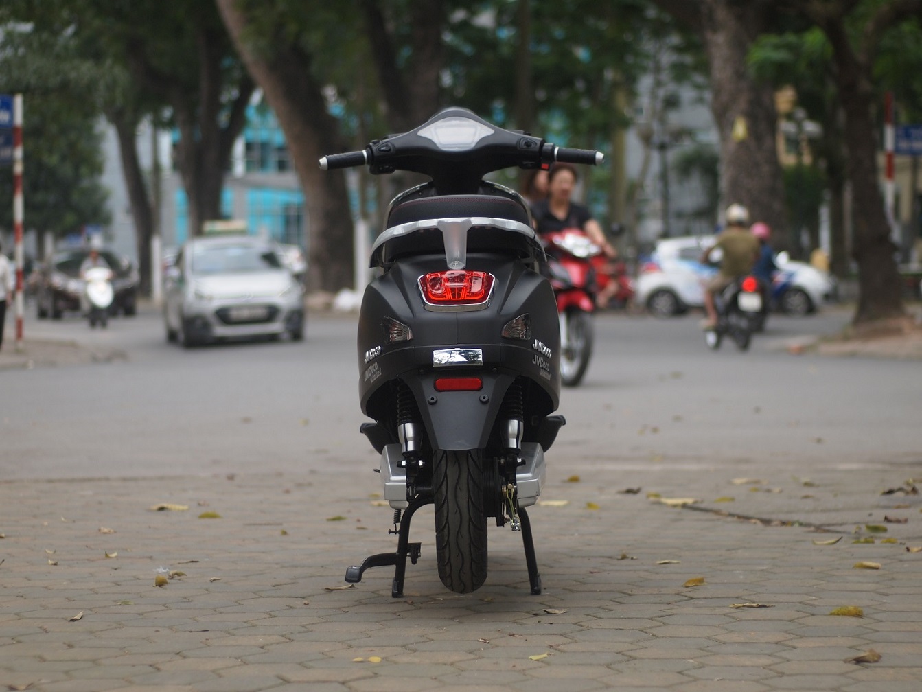 Xe máy điện Vespa JVC LX