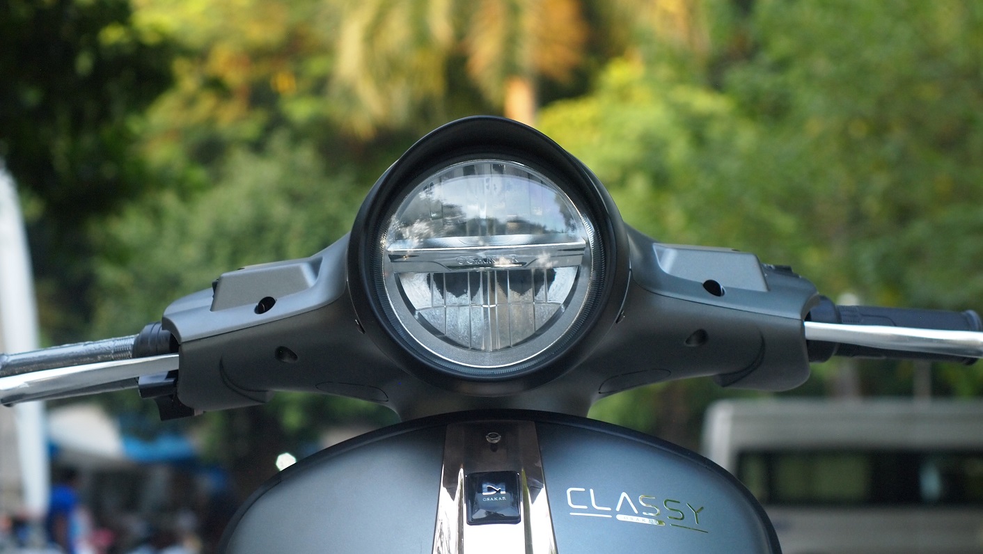 Đèn pha xe máy điện Vespa Classy