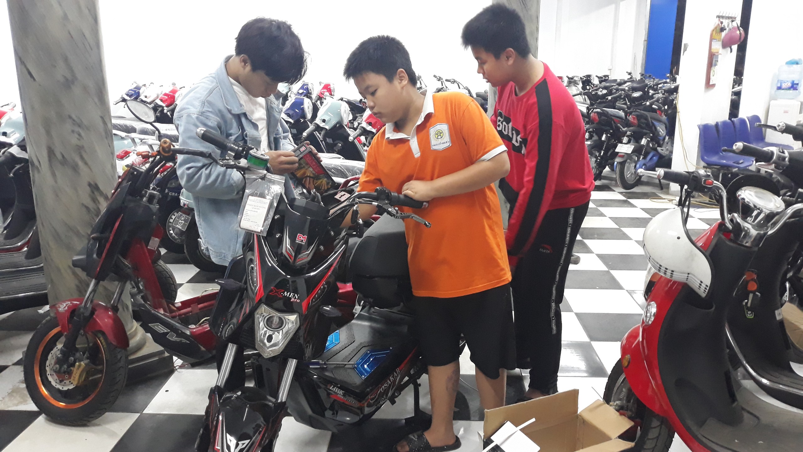 Xe máy điện Xmen Osakar