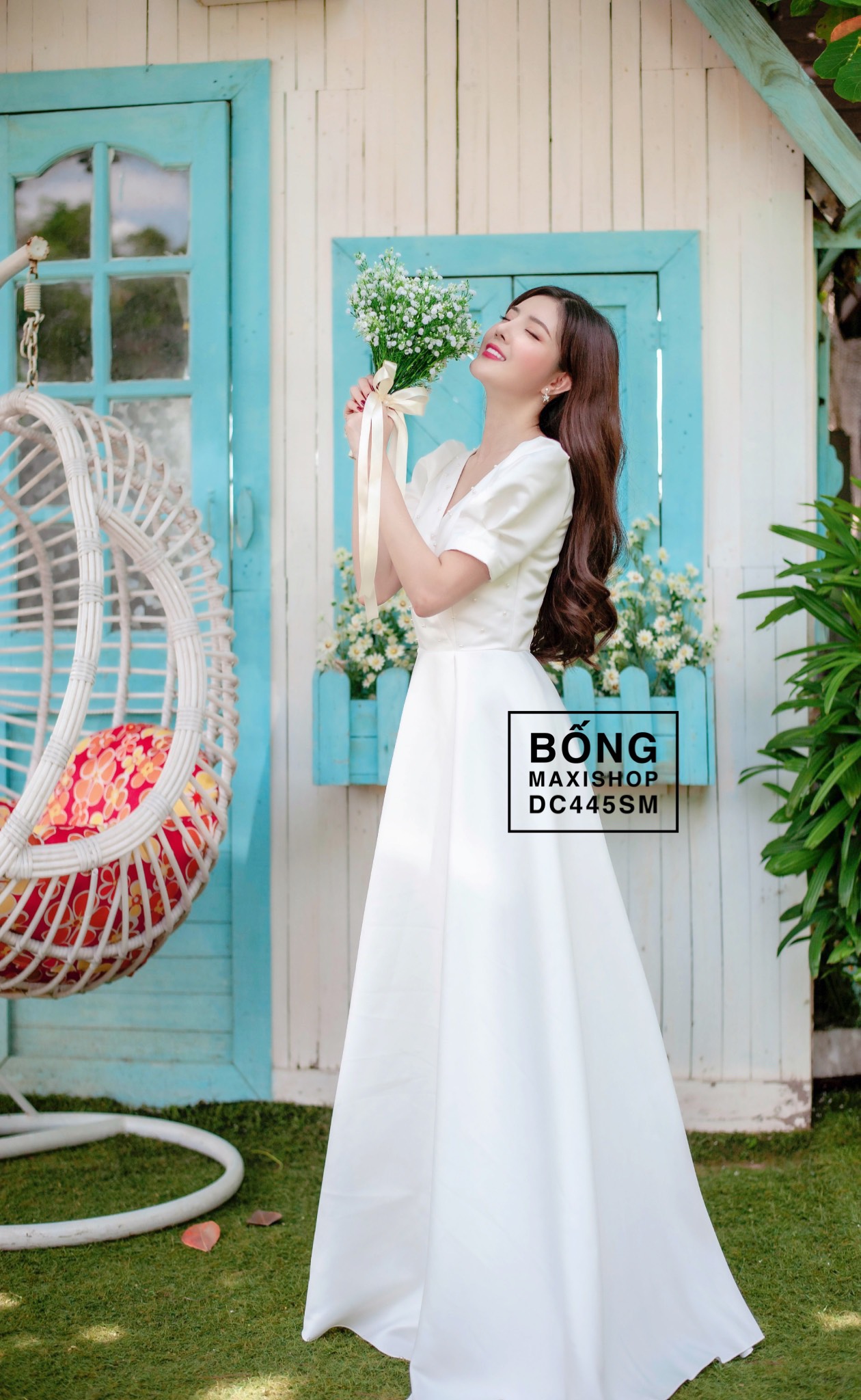 Váy Cưới Phi Nhật Ngọc Trai Xẻ Tà DC445