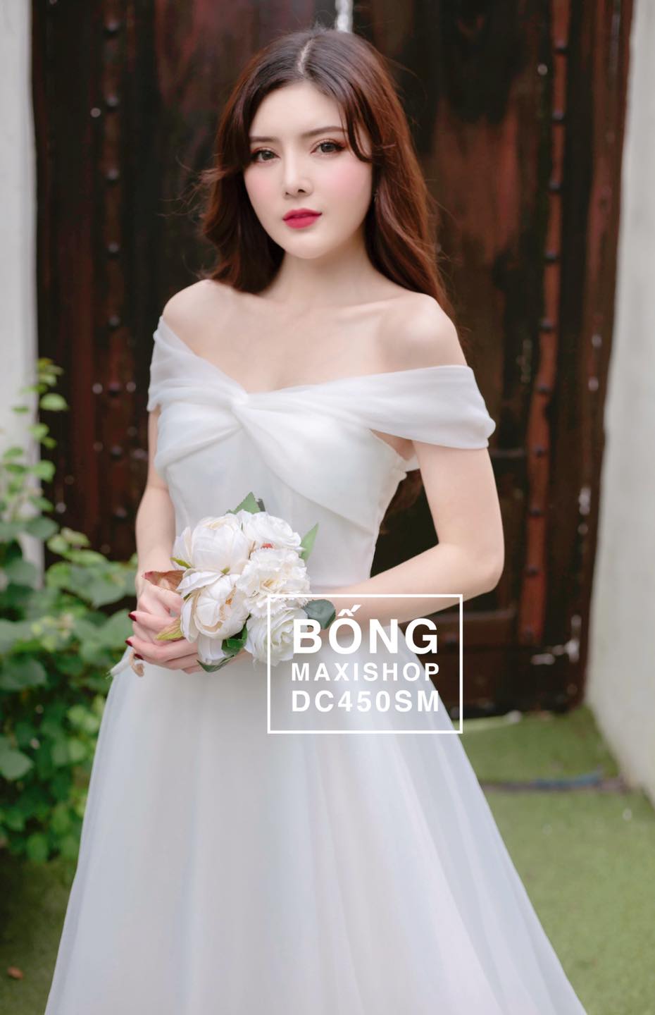 Váy Cưới Xốp Xoắn Trễ Vai DC450