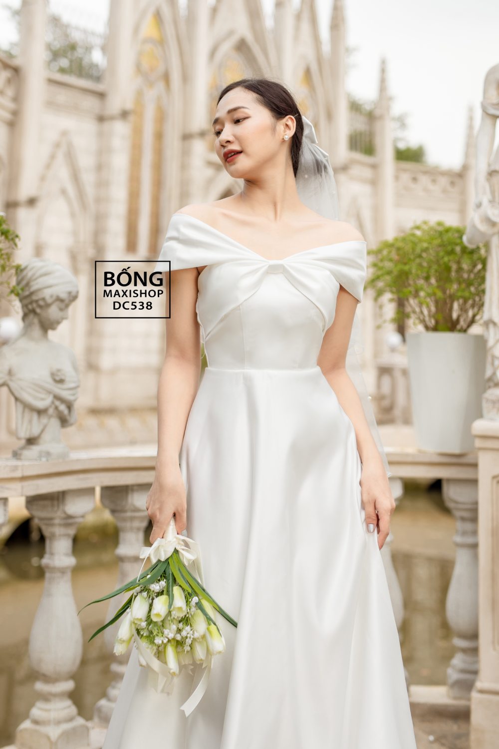Áo cưới trễ vai phi nhật trắng 794 DC538T