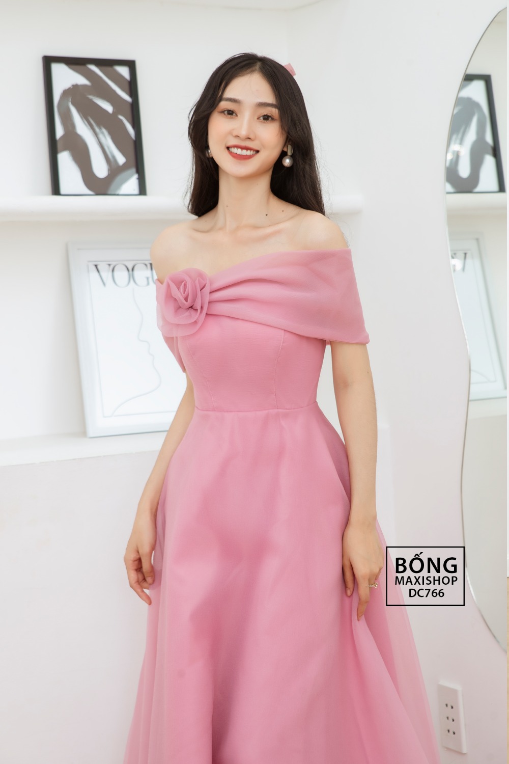 Váy cưới màu hồng ruốc xốp trễ vai DC776XR duyên dáng và nữ tính