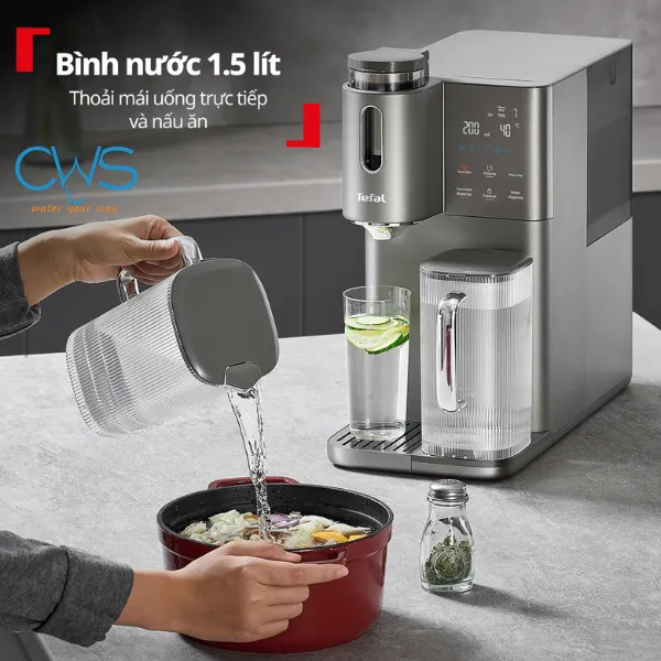 Bình Nước Tính Khiết Trên Máy Lọc Nước Tefal BR653BY0 Giúp Sử Dụng Tiện Lợi Hơn