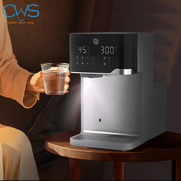 Đèn chiếu khay máy lọc nước GE CTS10 phát sáng cảm ứng vào ban đêm