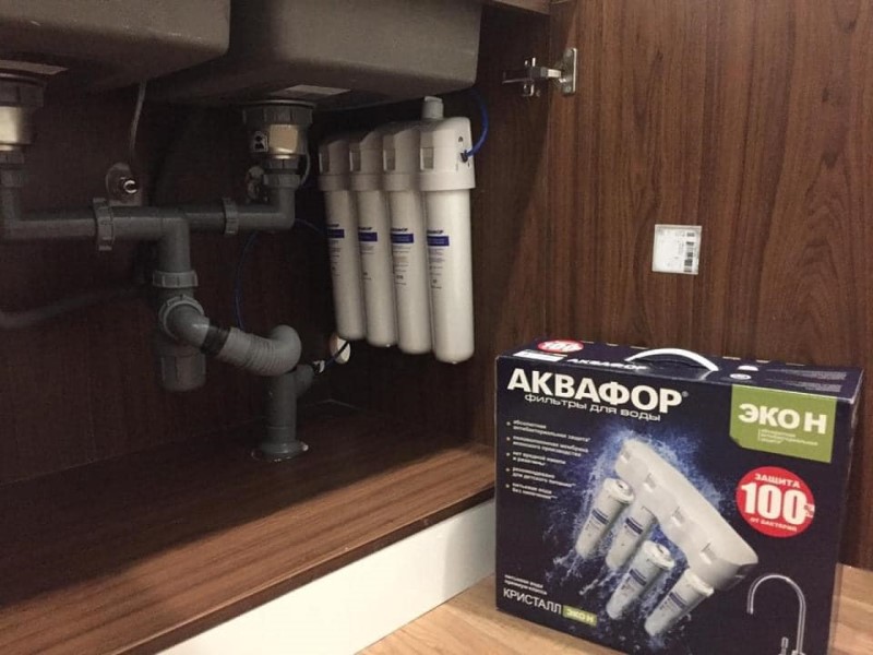 Lắp đặt thực tế máy lọc nước Aquaphor Crystal Eco H tại nhà khách hàng của CWS hinh-anh-lap-dat-thuc-te-may-loc-nuoc-aquaphor-crystal-eco-h