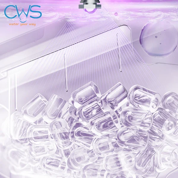 Máy lọc nước làm đá Toshiba TWP-IW2469SVN(W) tích hợp đèn LED UV diệt khuẩn tại ngăn làm đá