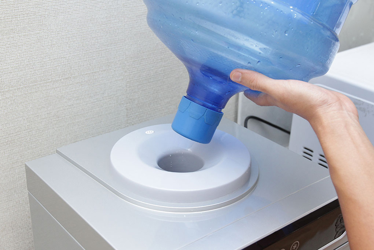 thay-binh-loc-nuoc-may-loc-nuoc-cao-cap