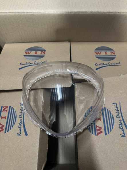 Kính pha đèn Yamaha Grande