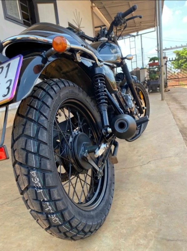 lop touring cho xe mâm 17 phong cach scrambler