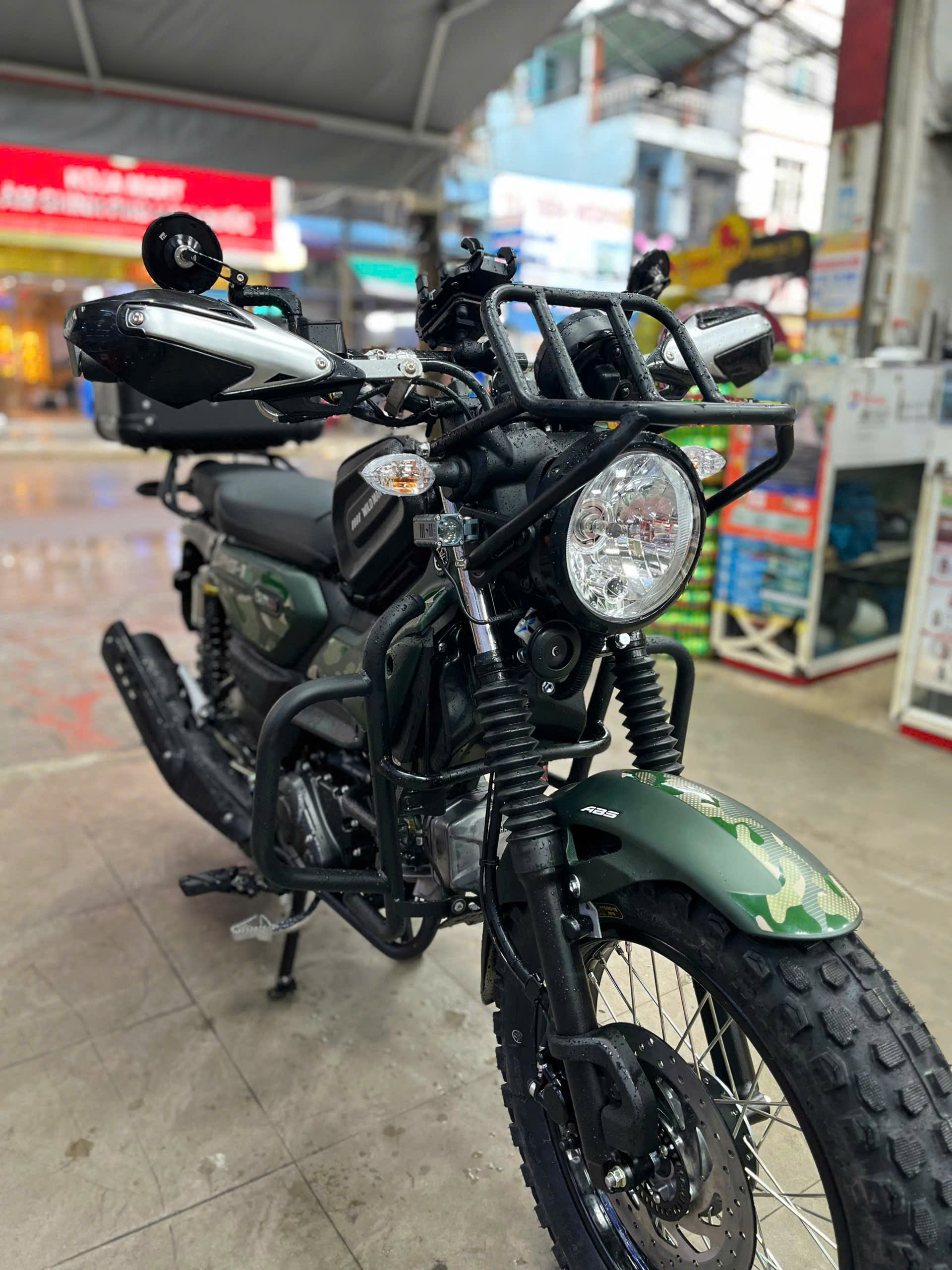 Chống đổ & bảo vệ tay lái – an toàn, thể thao.