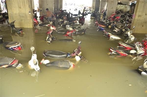 Sửa xe ngập nước chuyên nghiệp tại Đà Nẵng