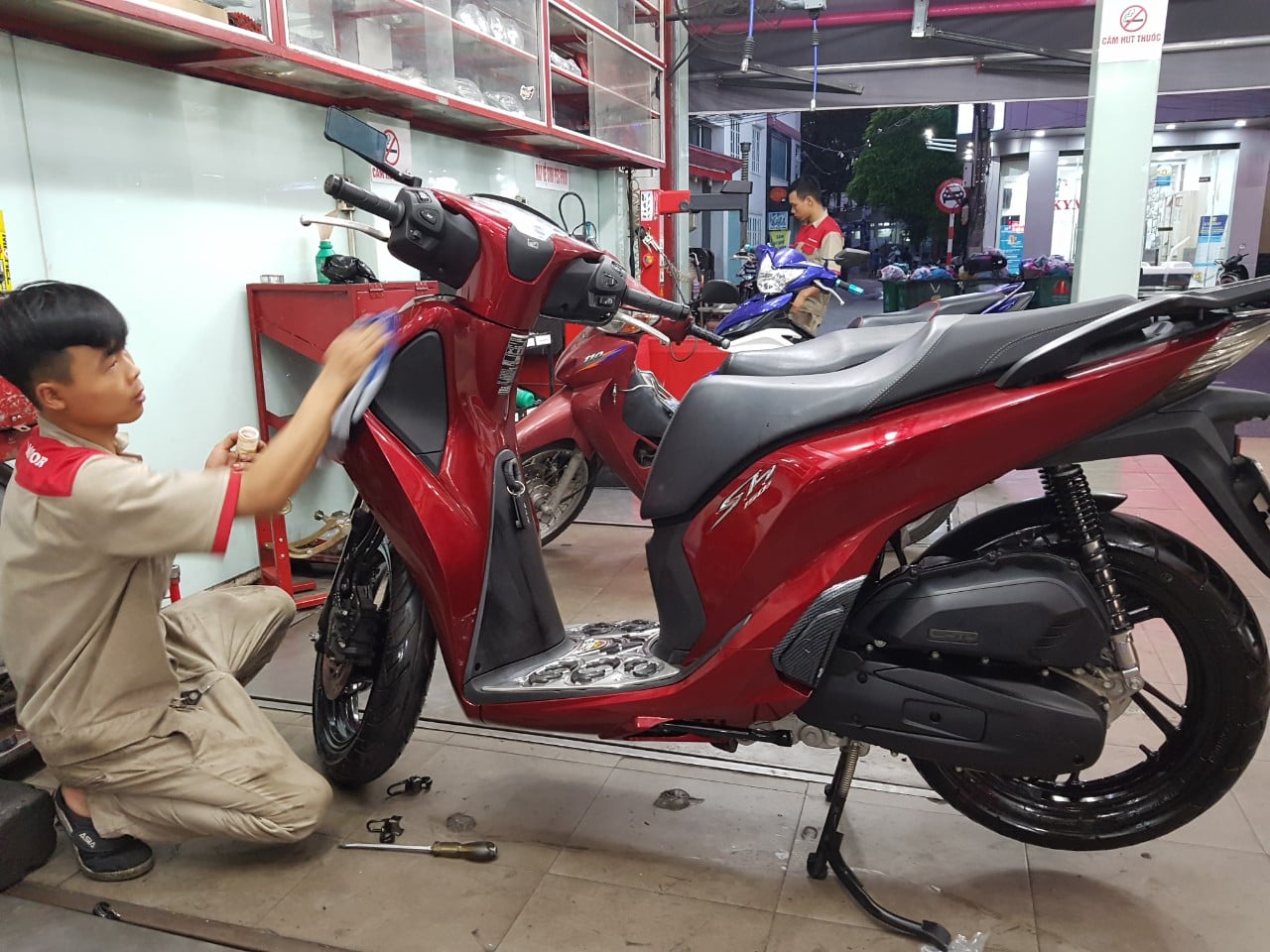 tan trang xe sh tai da nang