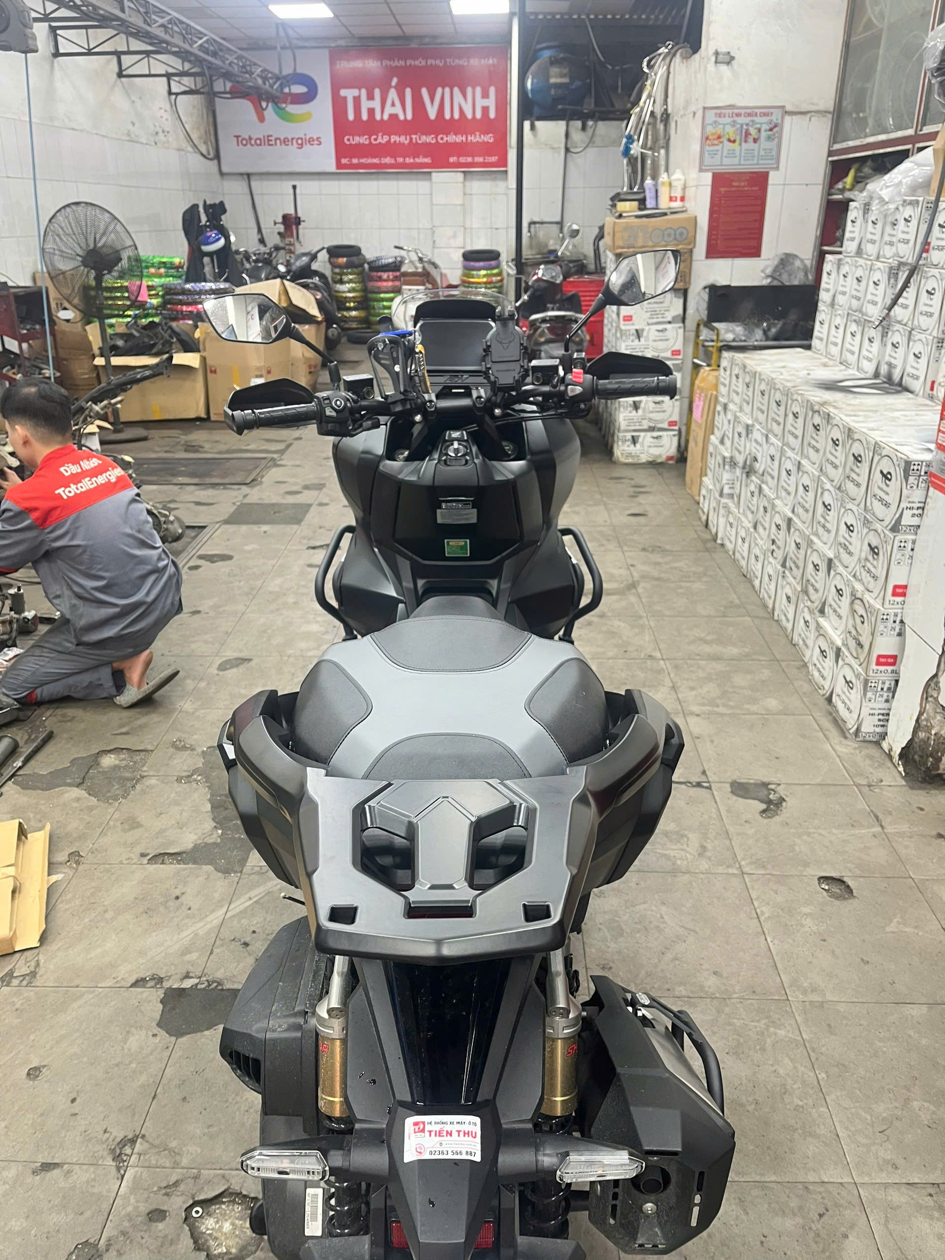 baga sau forza adv len tai cua hang