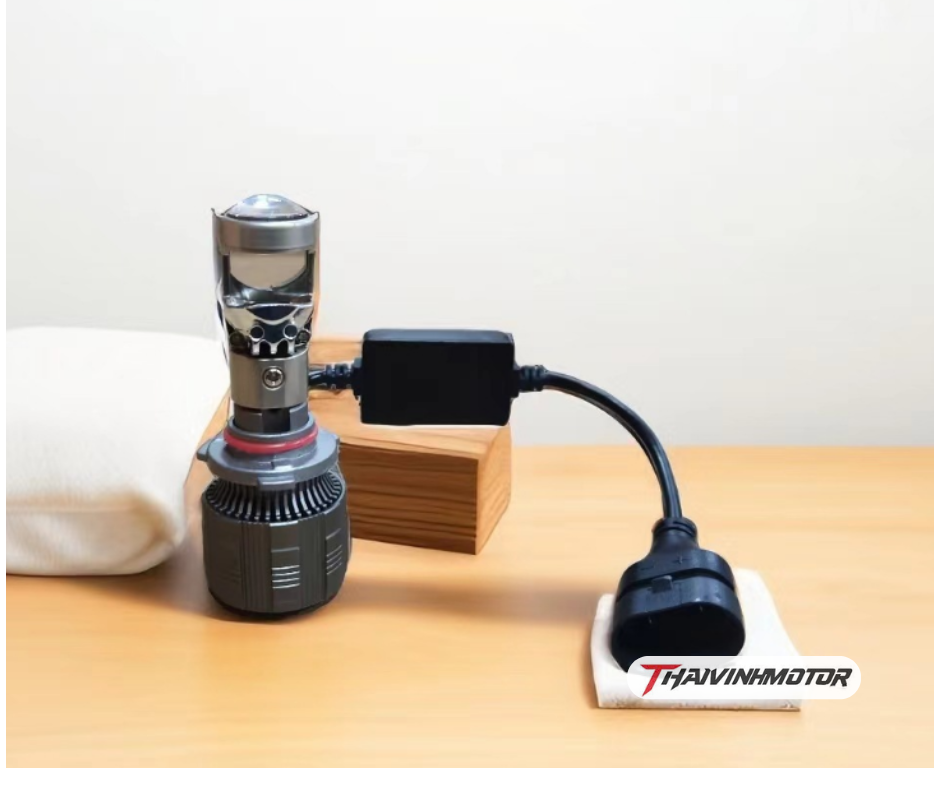 So sánh đèn LED và đèn zin Yamaha PG1