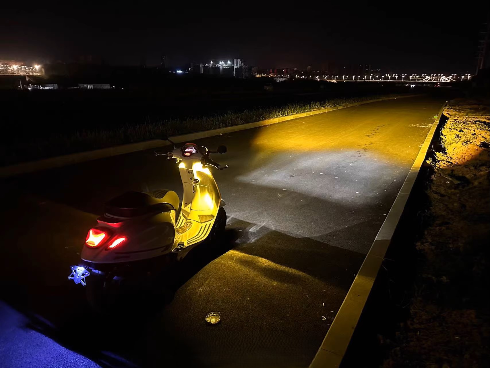 tro sang xe may da nang gia tot