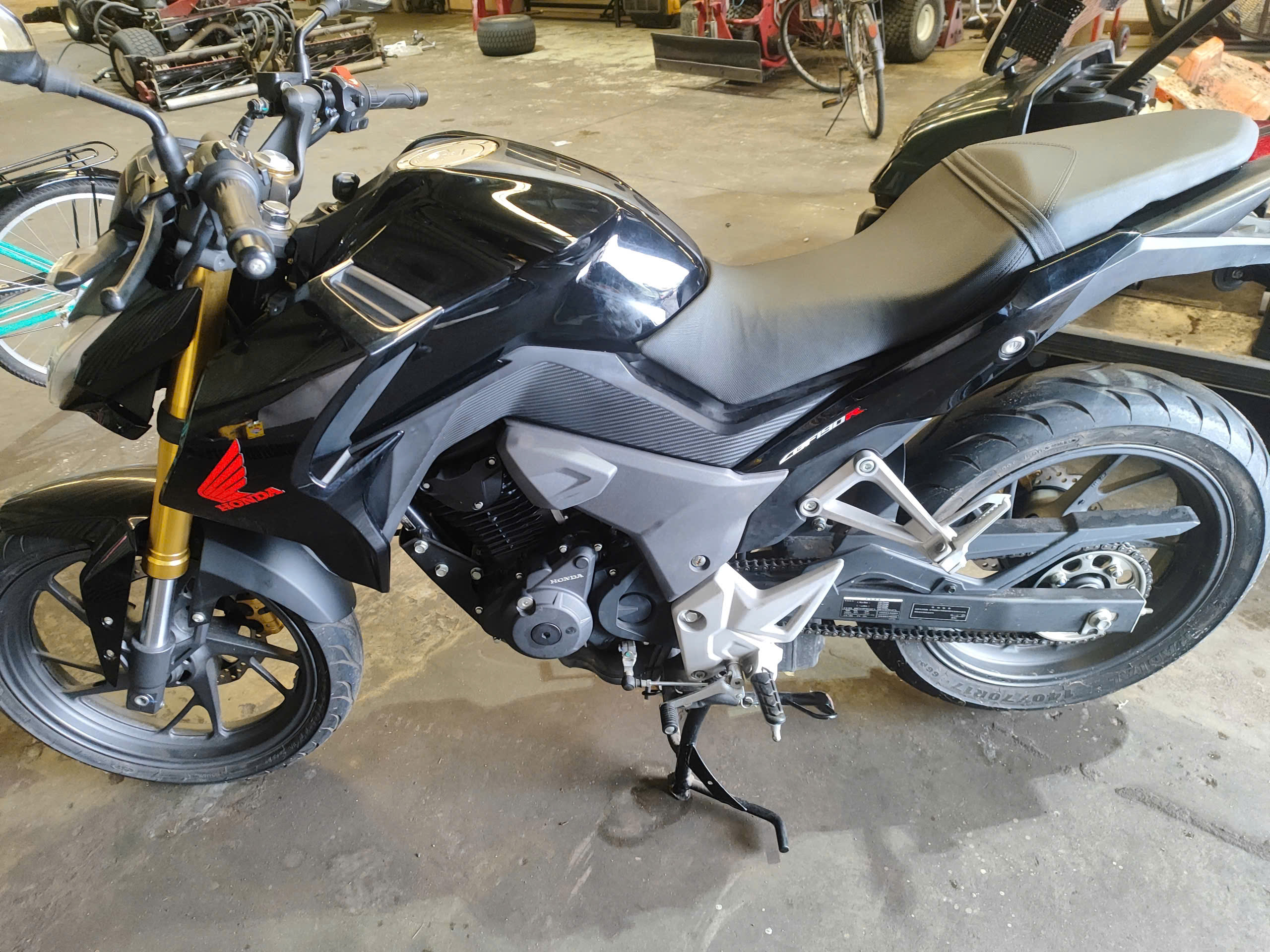 bom xang honda cb190x cb190r 190ss thuc te 1