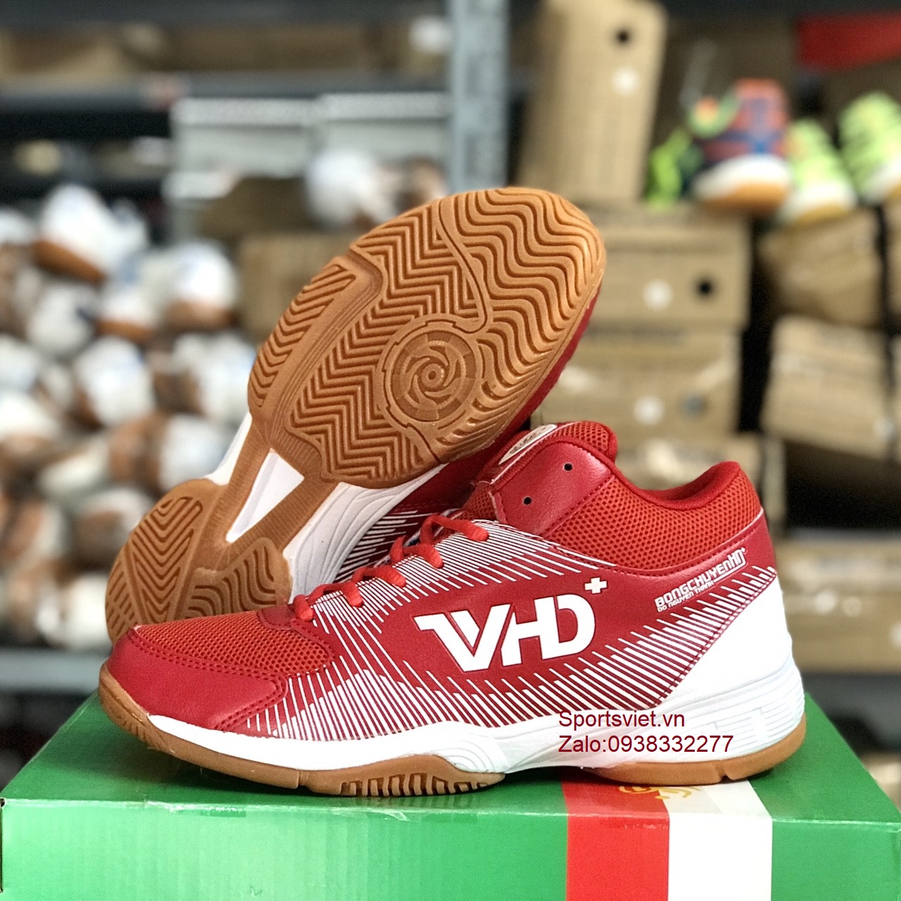 giay-bong-chuyen-nam-cay-san-be-tong-vhd-sportsviet