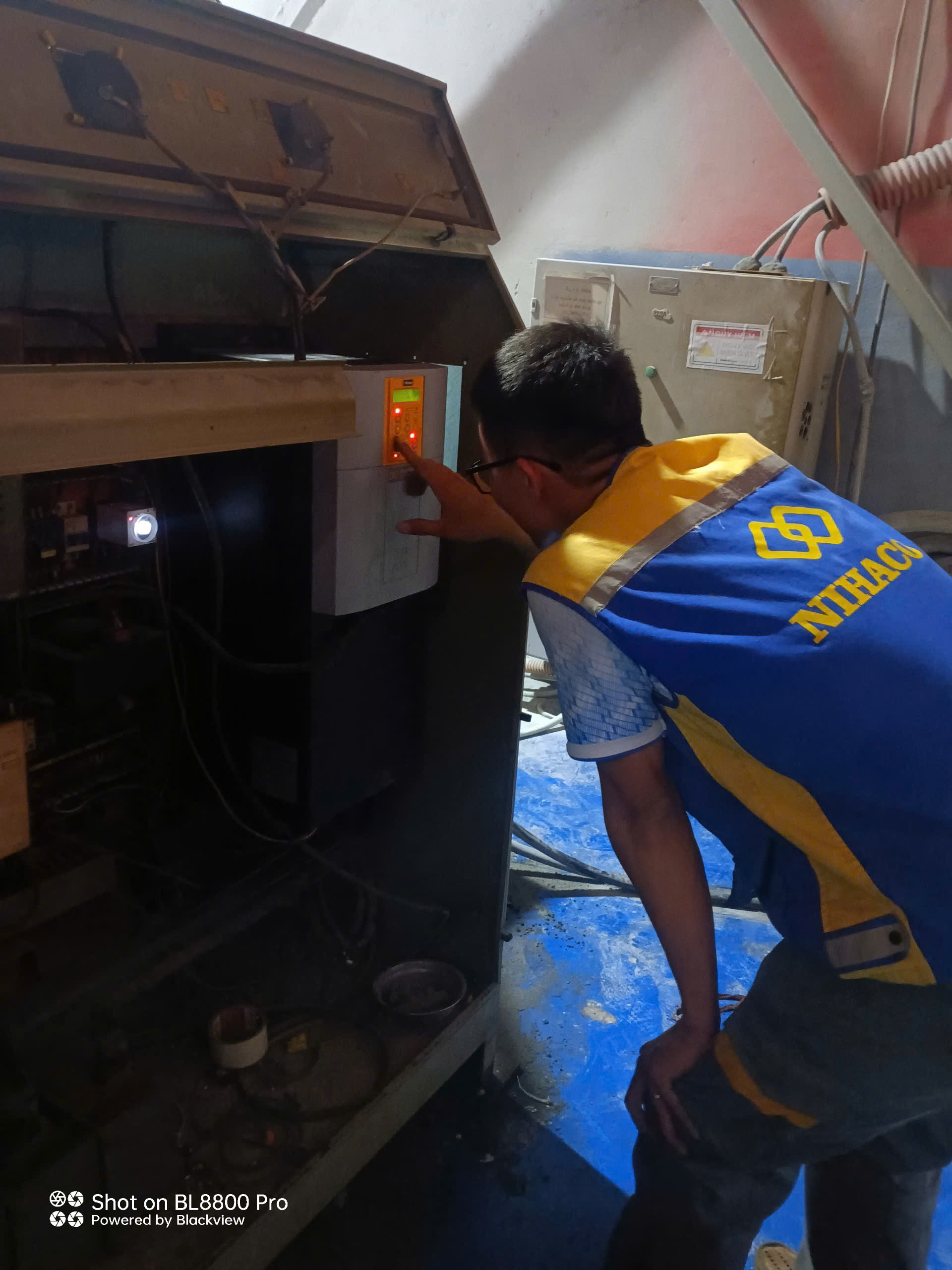 sua-bien-tan-parker-1