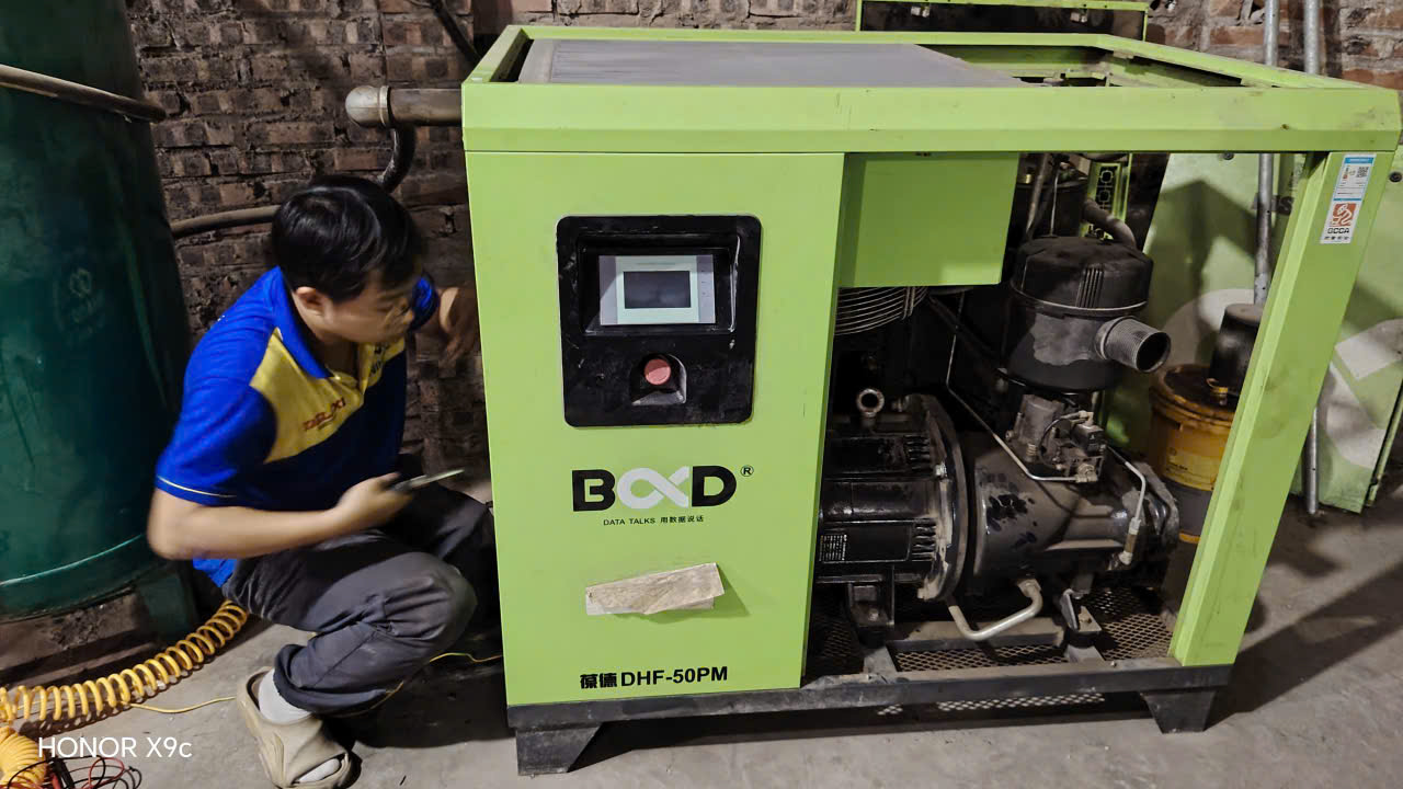 bien-tan-may-nen-khi-b&d