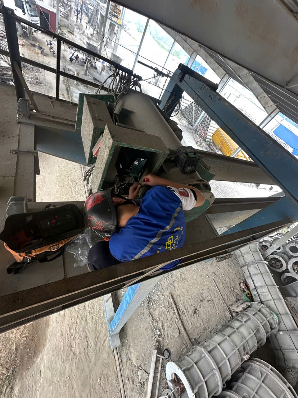 bien-tan-cau-truc-nha-xuong