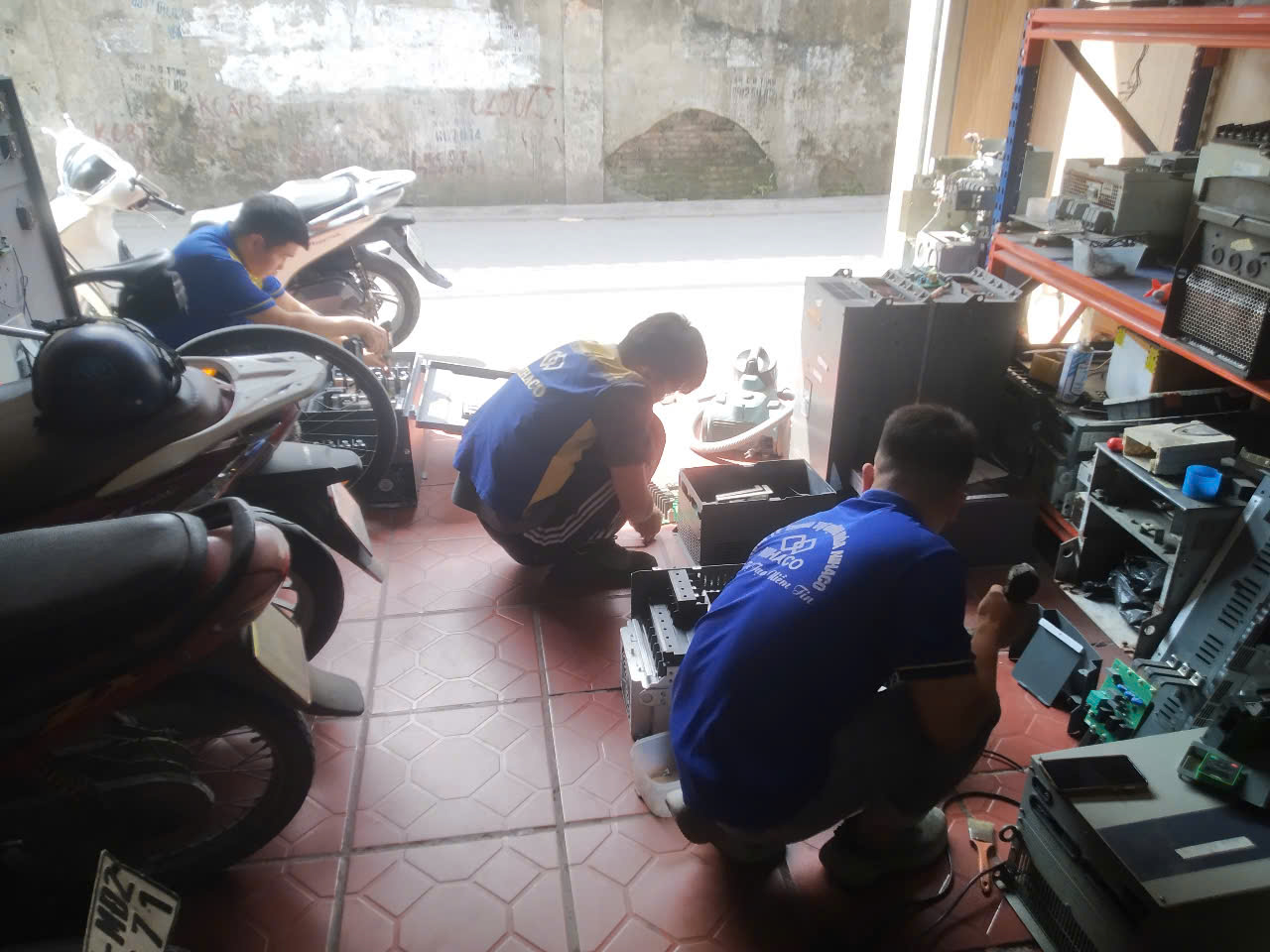 sua-chua-bien-tan-indvs-uy-tin