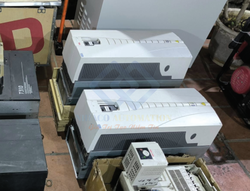 sua-chua-mọi-dong-bien-tan-abb