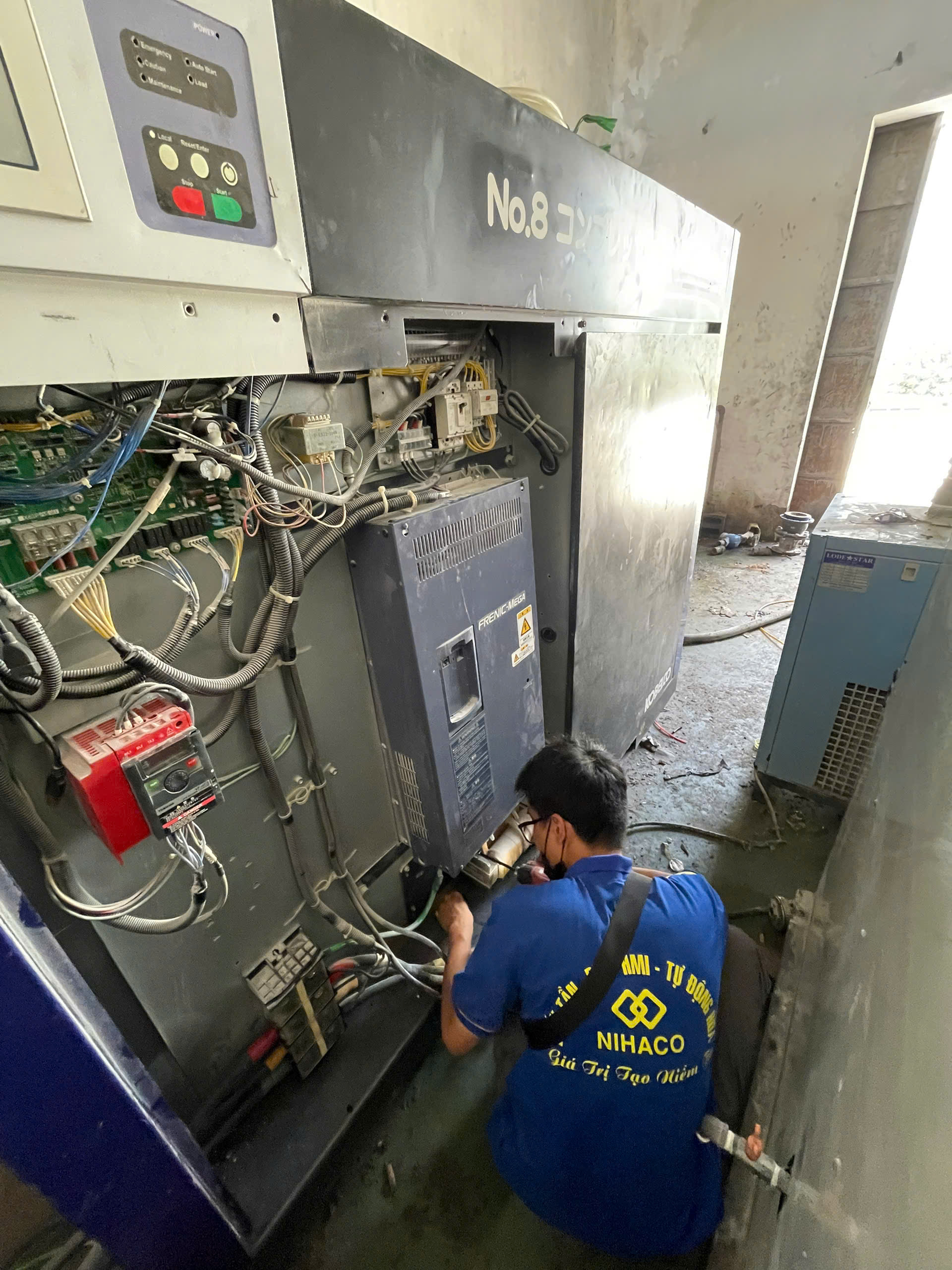 sua-chua-bien-tan-fuji-6