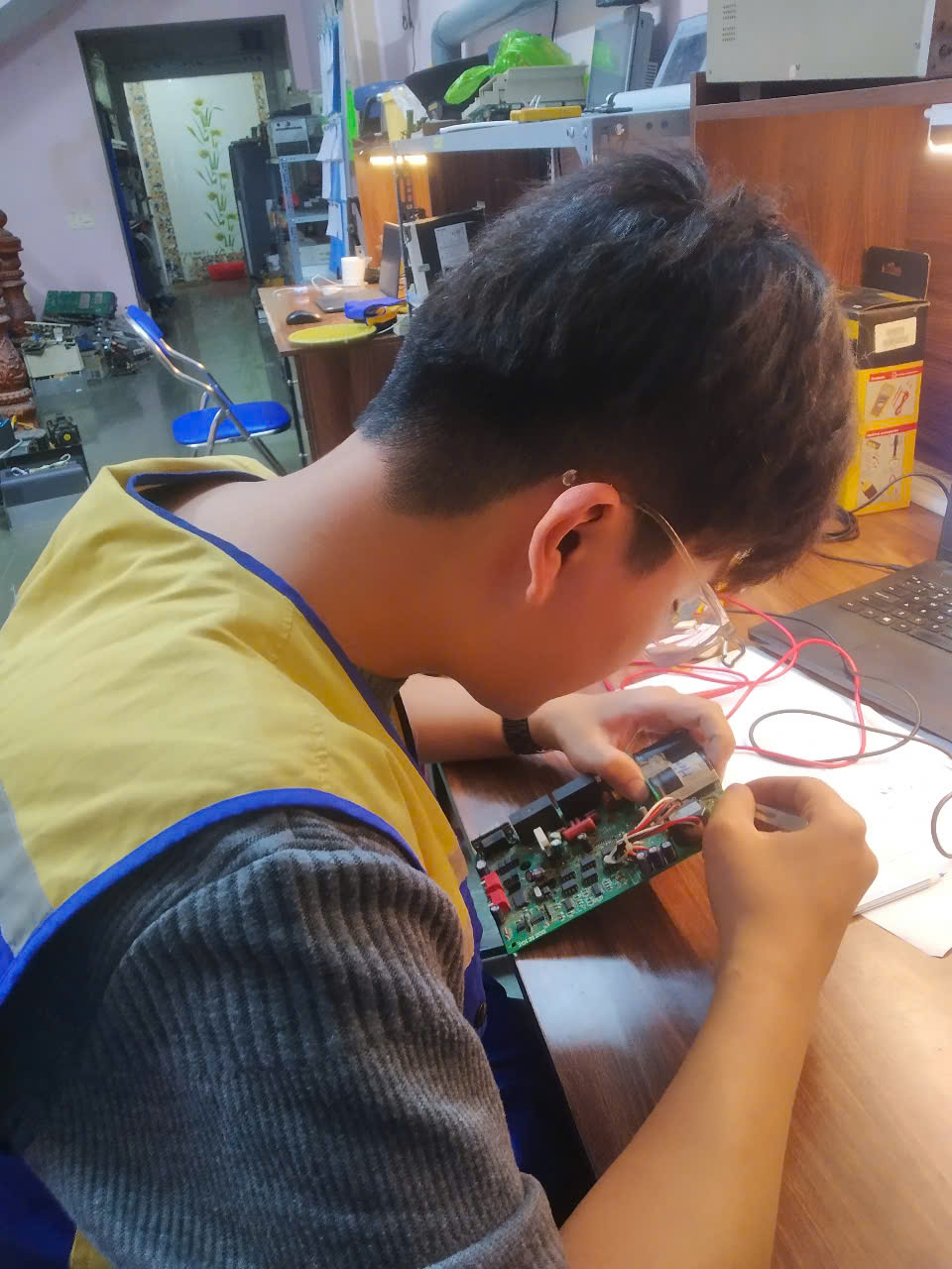 sua-bien-tan-megmeet-chuyen-nghiep