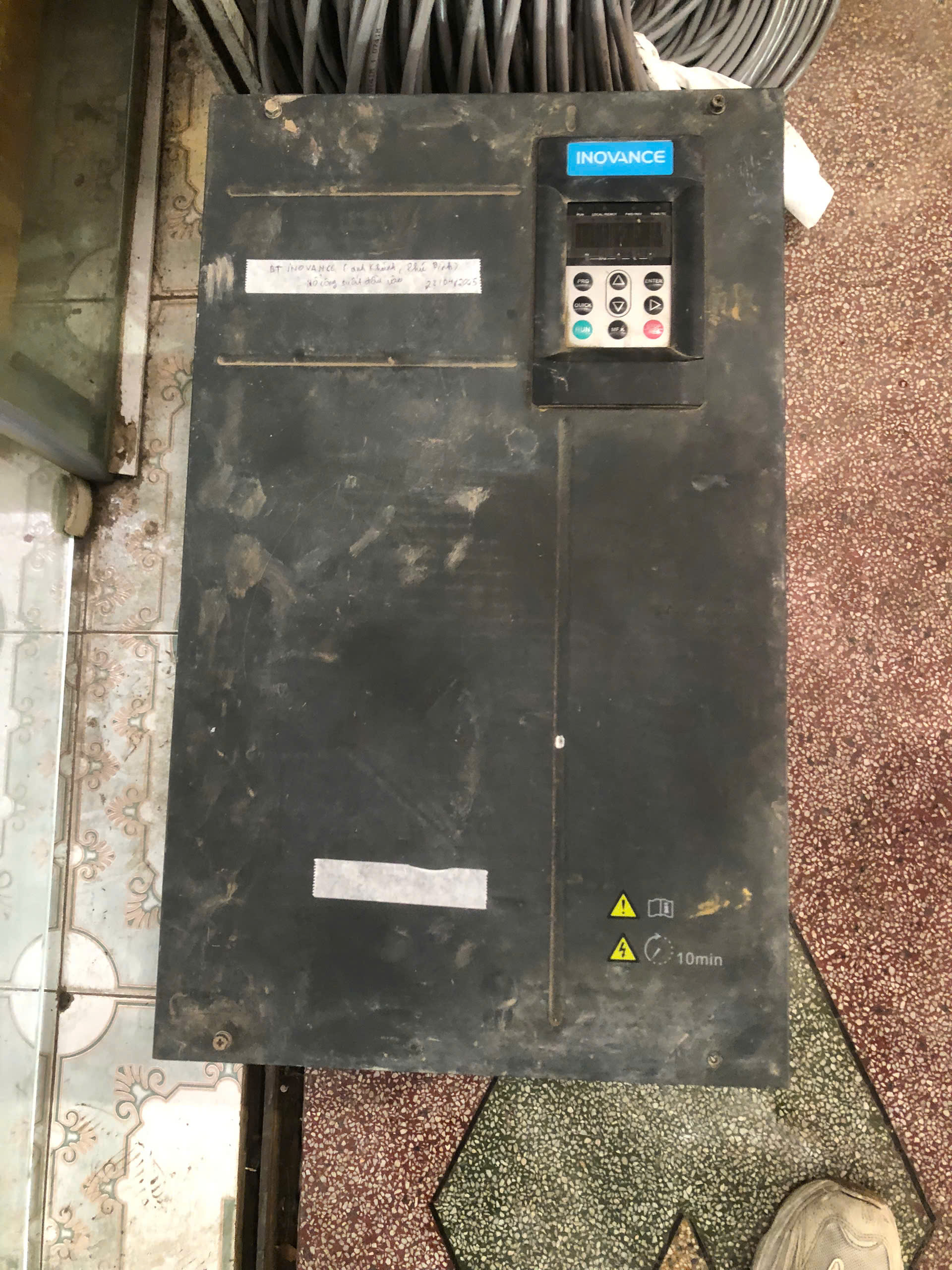 sua-chua-bien-tan-inovance-gia-re