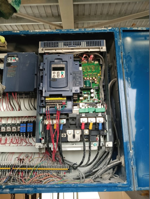 sua-chua-bien-tan-fuji-9