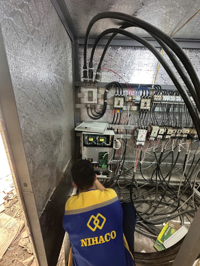 bien-tan-may-nghien-giay