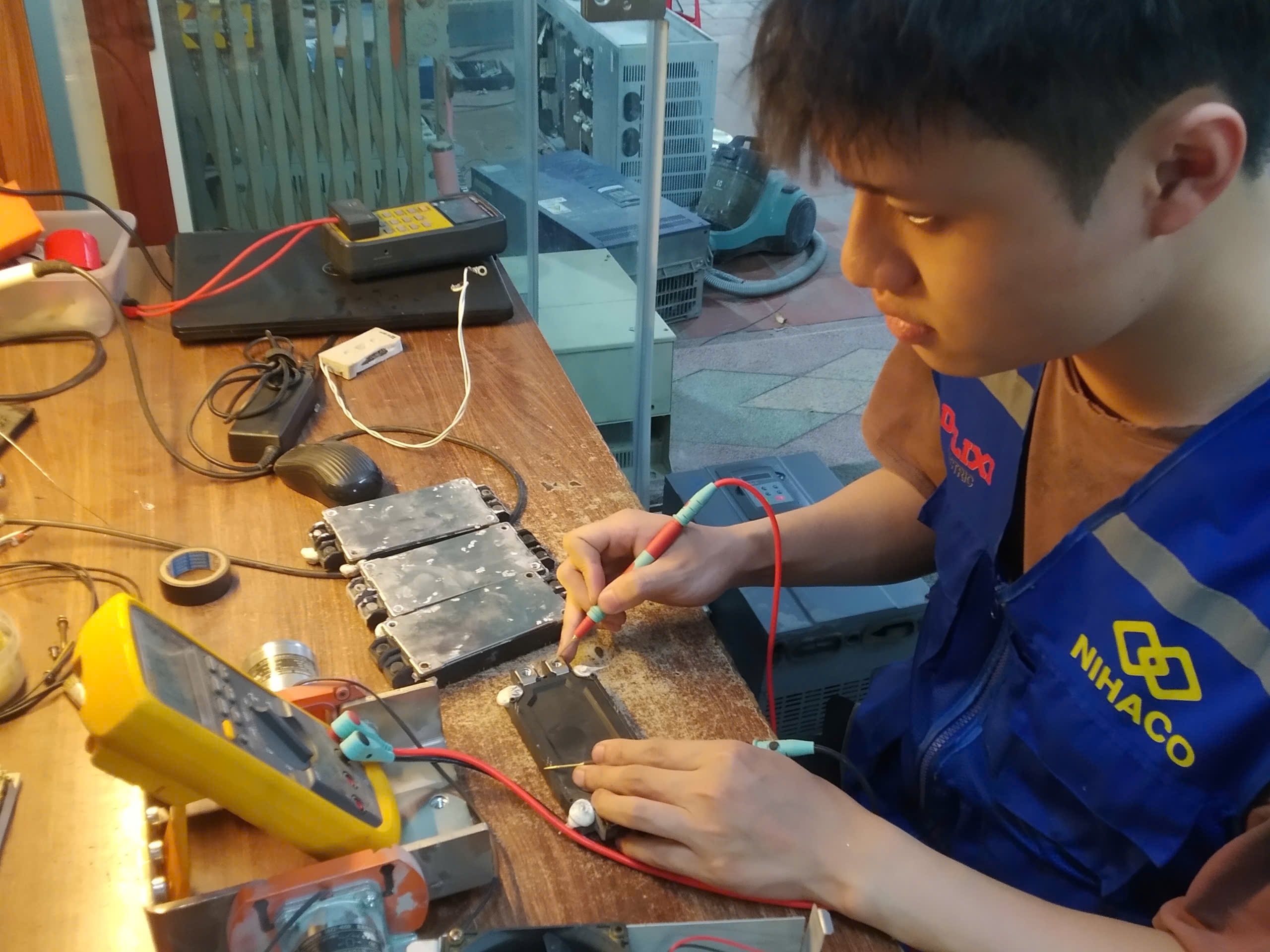 kiem-tra-igbt-bien-tan