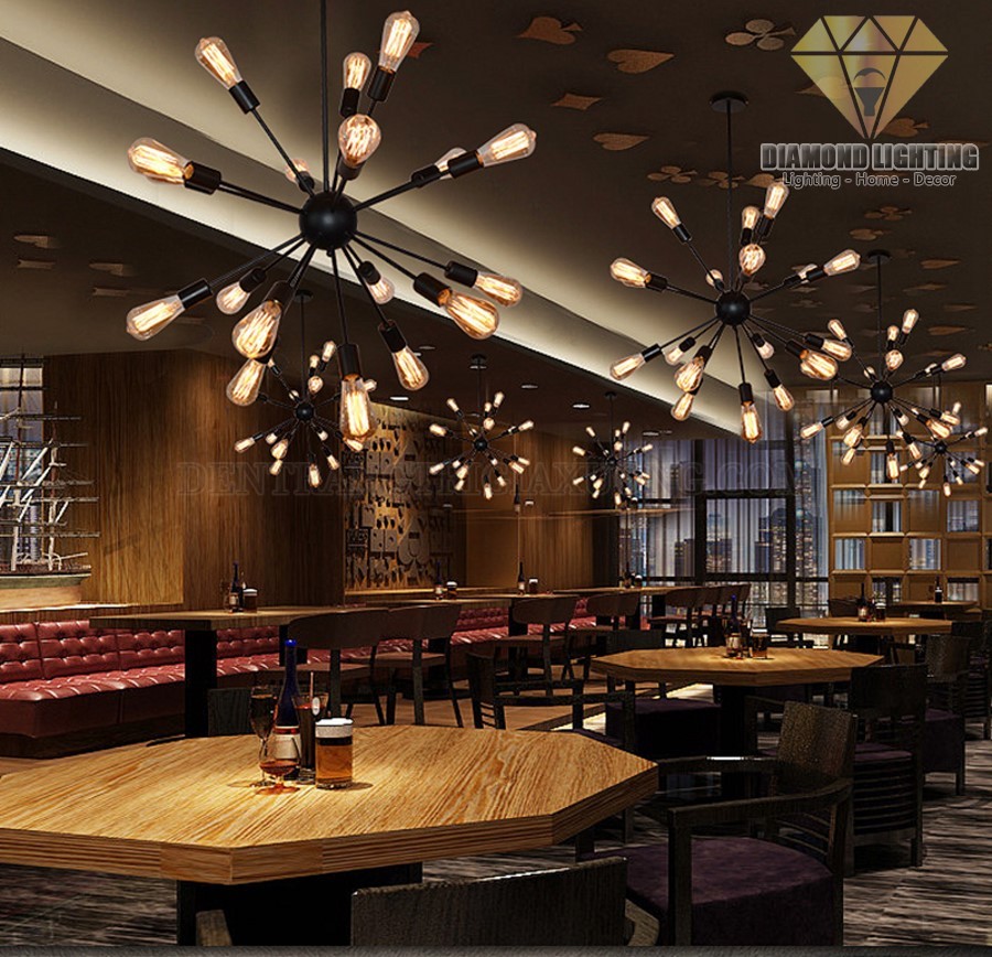 Đèn chùm hiện đại DCH780 thường được lắp đặt ở vị trí trung tâm phòng khách và thường được xem như là nguồn ánh sáng chính để vừa làm đèn chiếu sáng, vừa làm đèn trang trí.