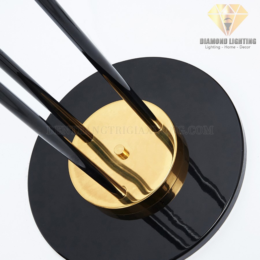 Đèn sàn đèn cây DCS520 rất phù hợp để làm đèn trang trí, trang trí phòng khách và trang trí phòng ngủ cho ngôi nhà của bạn !