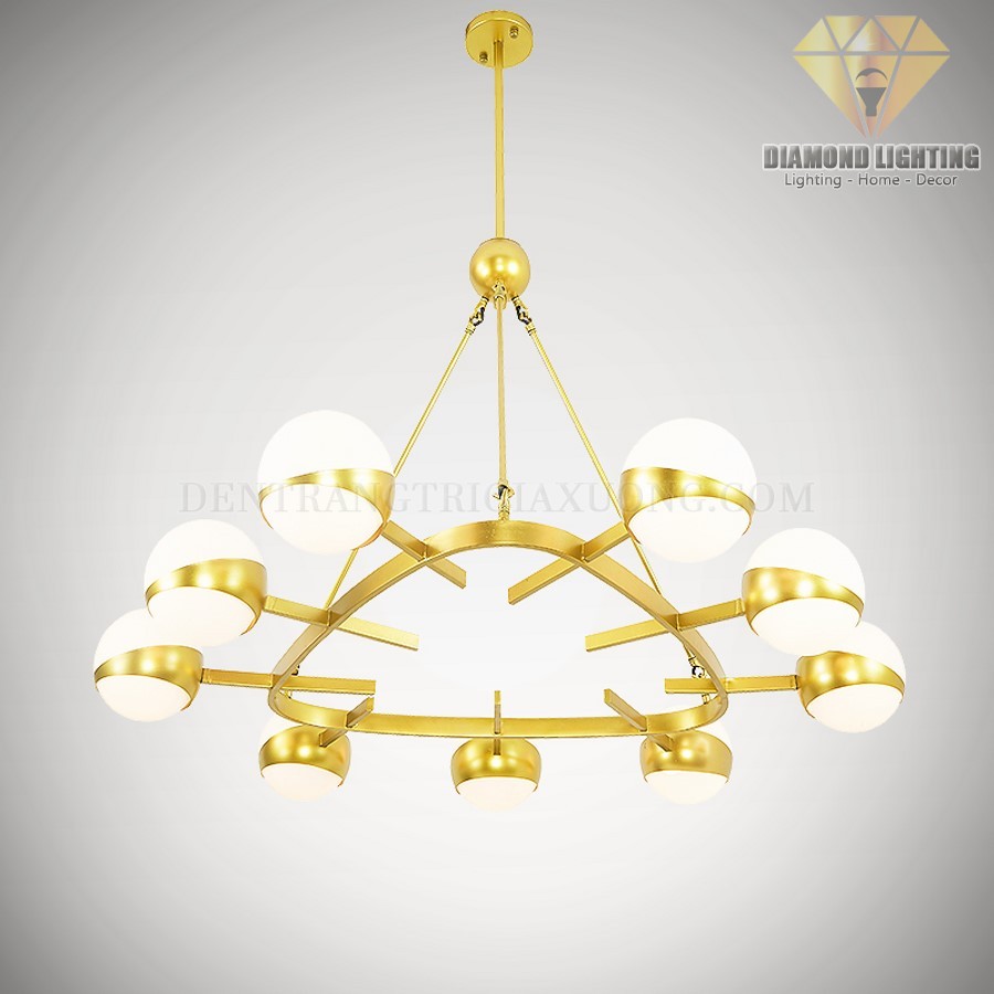 Ngoài ra bạn vẫn có thể lắp đặt Đèn chùm hiện đại DCH690 ở giữa bàn ăn, trung tâm phòng ngủ hoặc giữa giường ngủ.