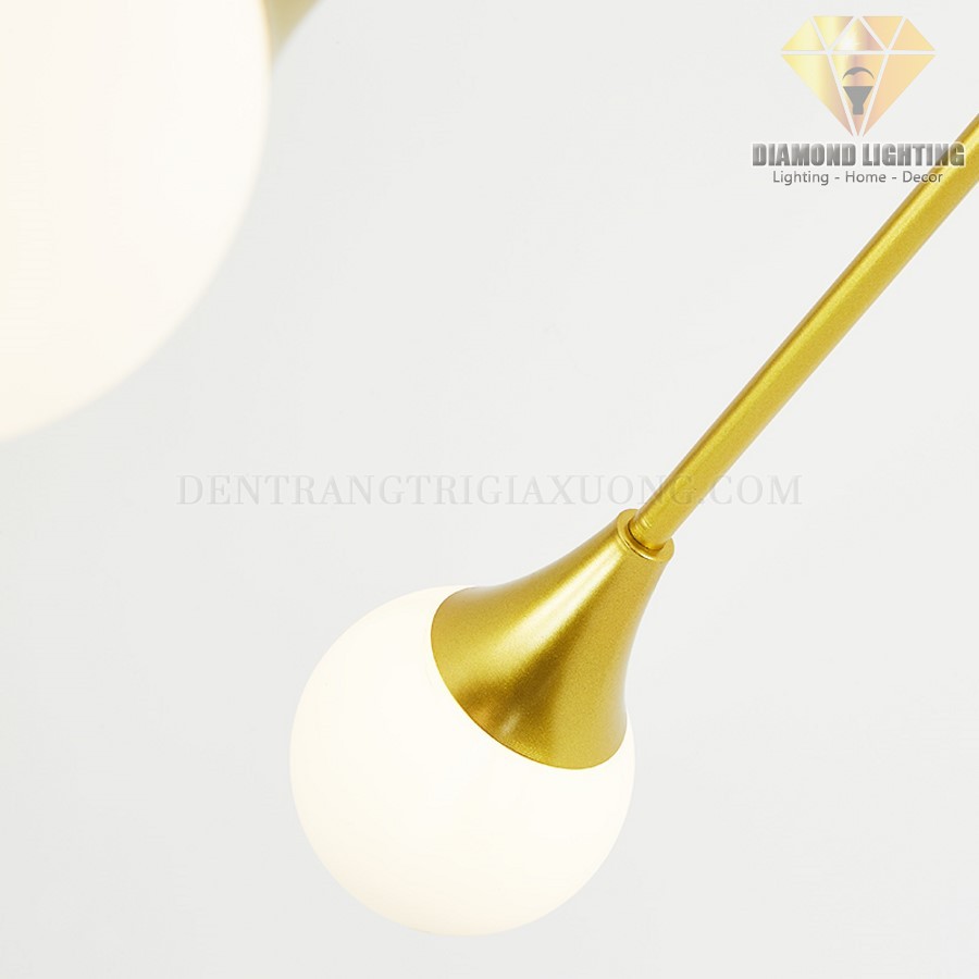 Đèn chùm hoa sao DCH880 rất phù hợp để làm đèn trang trí, đèn tiền sảnh, trang trí bàn ăn, trang trí phòng khách và trang trí phòng ngủ cho ngôi nhà của bạn..