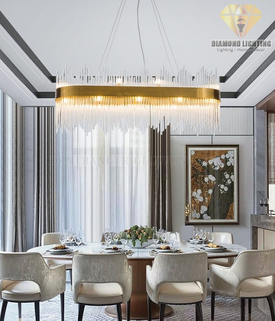 Đèn chùm pha lê hiện đại DPH080  thường được lắp đặt ở trung tâm phòng khách, trung tâm phòng ngủ hoặc giữa bàn ăn, vừa làm đèn chiếu sáng, vừa làm đèn trang trí.