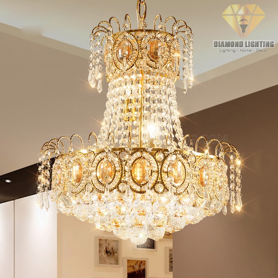 Đèn chùm pha lê hiện đại DPH160 thường được lắp đặt ở trung tâm phòng khách, trung tâm phòng ngủ hoặc giữa bàn ăn, vừa làm đèn chiếu sáng, vừa làm đèn trang trí.