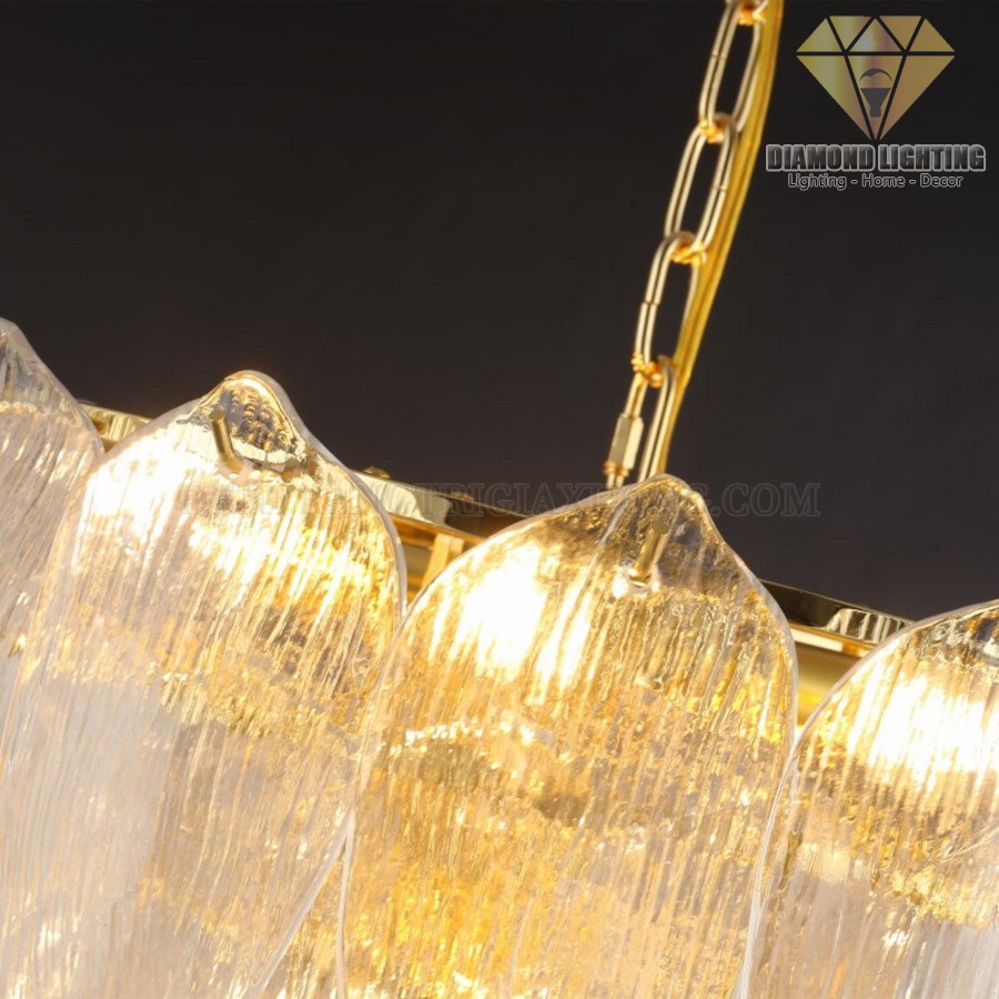 Đèn chùm pha lê hiện đại DPH270 rất phù hợp để làm đèn trang trí, trang trí phòng khách, trang trí bàn ăn và trang trí phòng ngủ cho ngôi nhà của bạn !
