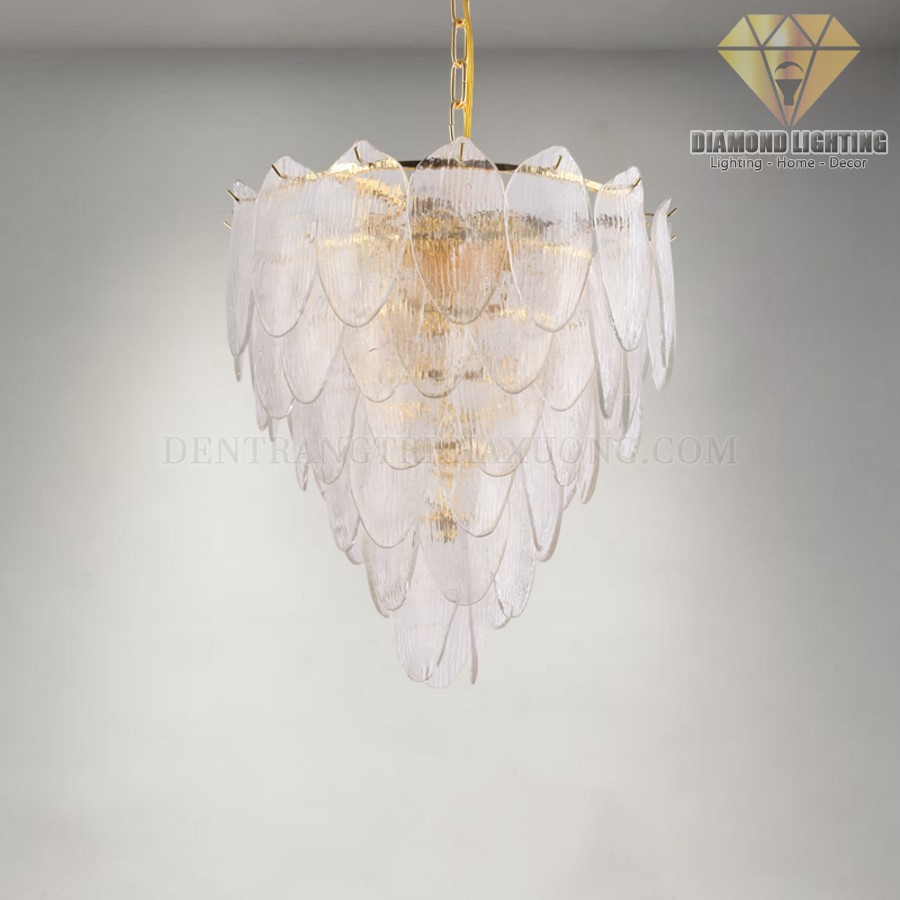 Đèn chùm pha lê hiện đại DPH270 rất phù hợp để làm đèn trang trí, trang trí phòng khách, trang trí bàn ăn và trang trí phòng ngủ cho ngôi nhà của bạn !