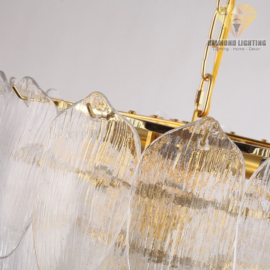 Đèn chùm pha lê hiện đại DPH270 rất phù hợp để làm đèn trang trí, trang trí phòng khách, trang trí bàn ăn và trang trí phòng ngủ cho ngôi nhà của bạn !