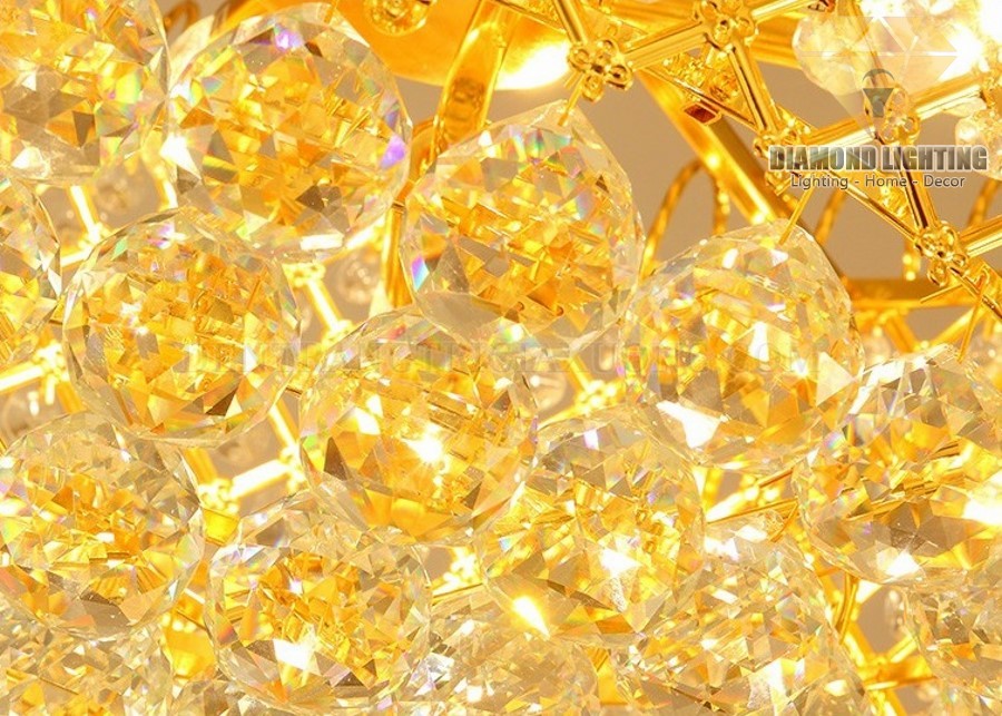 Đèn chùm pha lê hiện đại DPH360 rất phù hợp để làm đèn trang trí, trang trí phòng khách, trang trí bàn ăn và trang trí phòng ngủ cho ngôi nhà của bạn !