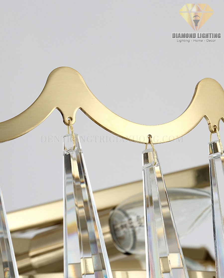 Đèn chùm pha lê hiện đại DPH380 rất phù hợp để làm đèn trang trí, trang trí phòng khách, trang trí bàn ăn và trang trí phòng ngủ cho ngôi nhà của bạn !