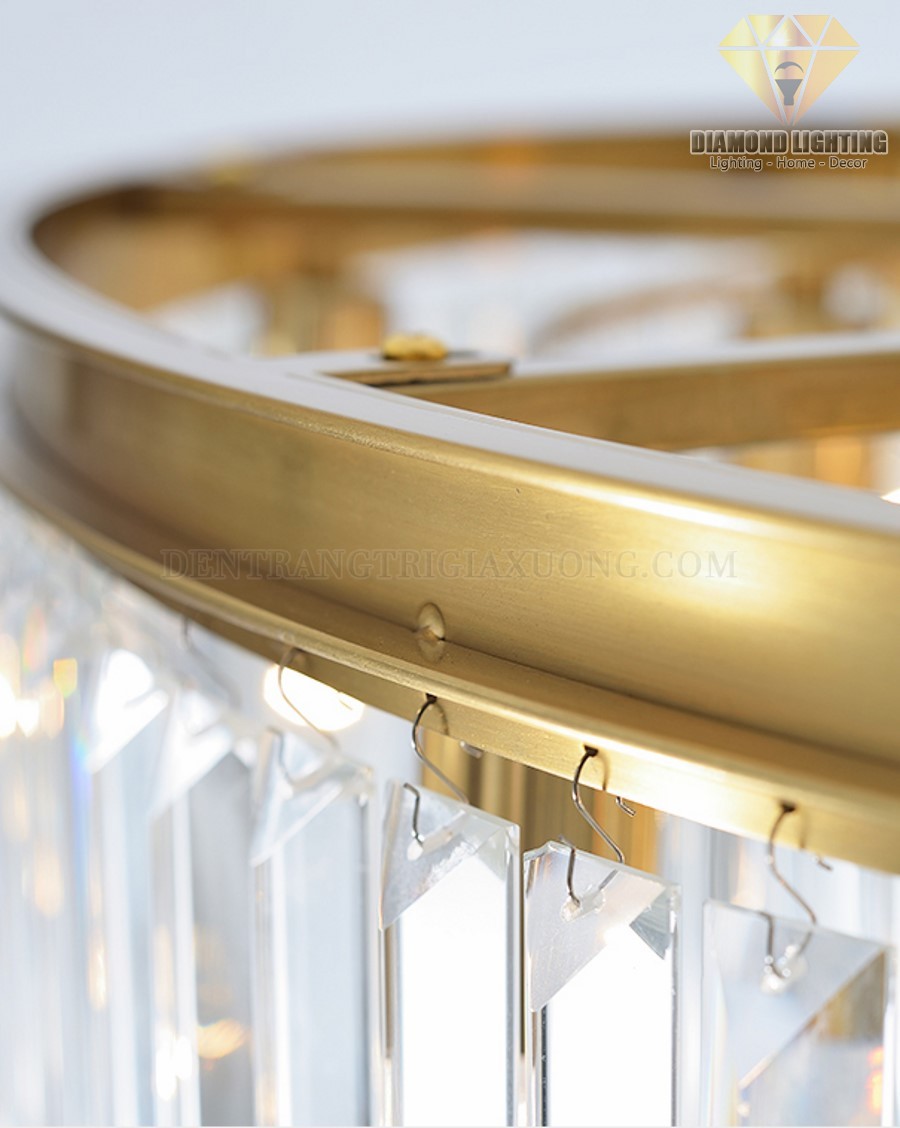 Đèn chùm vòng pha lê hiện đại DPH750B rất phù hợp để làm đèn trang trí, trang trí phòng khách, trang trí bàn ăn và trang trí phòng ngủ cho ngôi nhà của bạn !