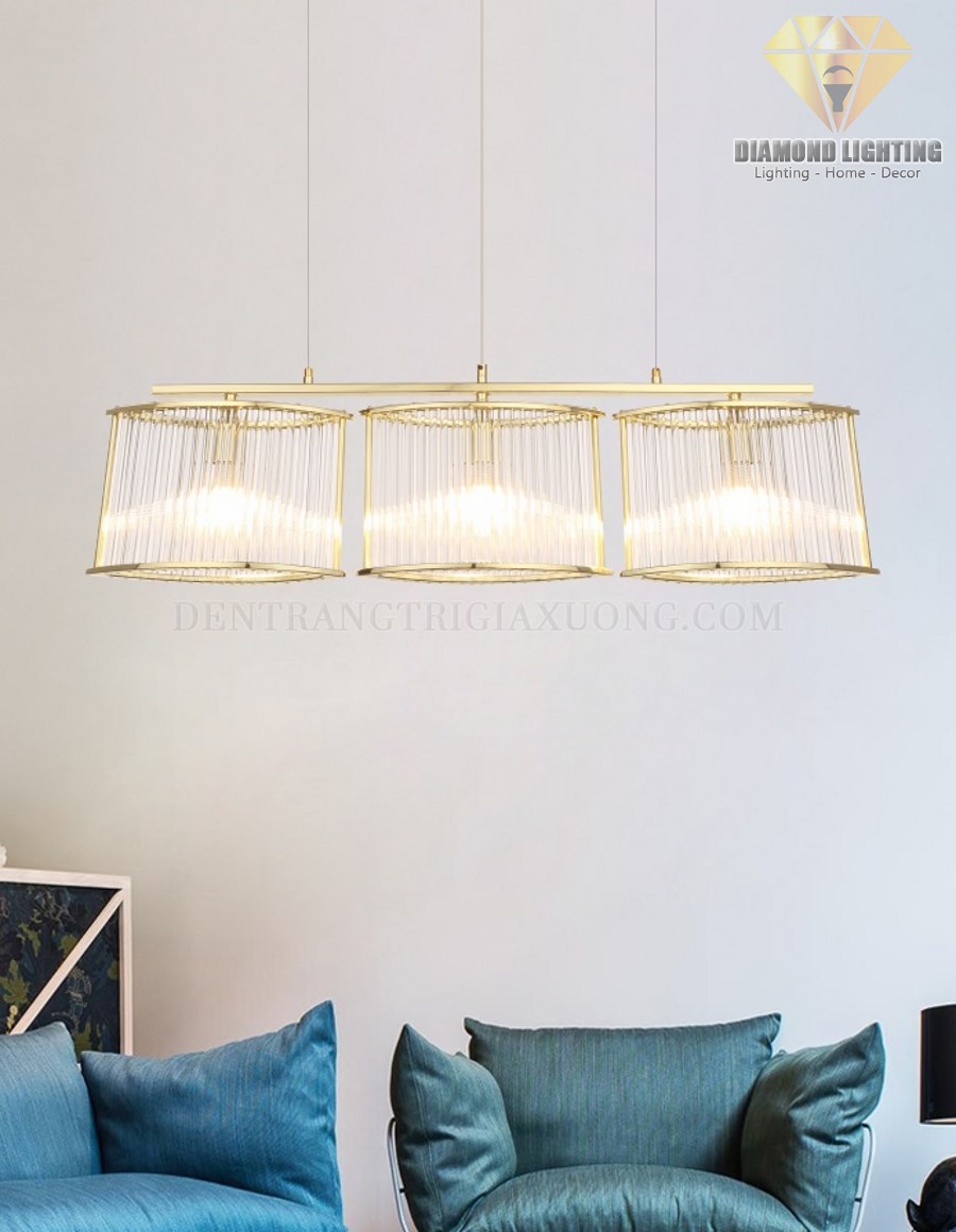 Đèn chùm pha lê hiện đại DPH880 thường được lắp đặt ở trung tâm phòng khách, trung tâm phòng ngủ hoặc giữa bàn ăn, vừa làm đèn chiếu sáng, vừa làm đèn trang trí.