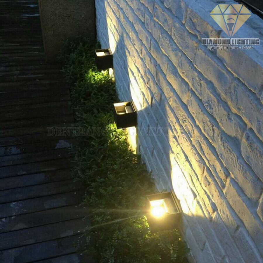 Đèn khối vuông ốp tường DOT330 rất phù hợp để làm đèn trang trí, trang trí tường, trang trí tường phòng khách, trang trí tường phòng ngủ cho ngôi nhà của bạn !