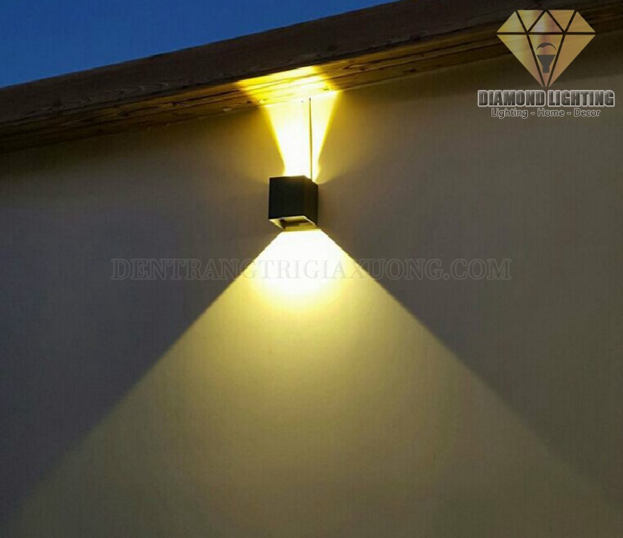 Đèn khối vuông ốp tường DOT330 rất phù hợp để làm đèn trang trí, trang trí tường, trang trí tường phòng khách, trang trí tường phòng ngủ cho ngôi nhà của bạn !