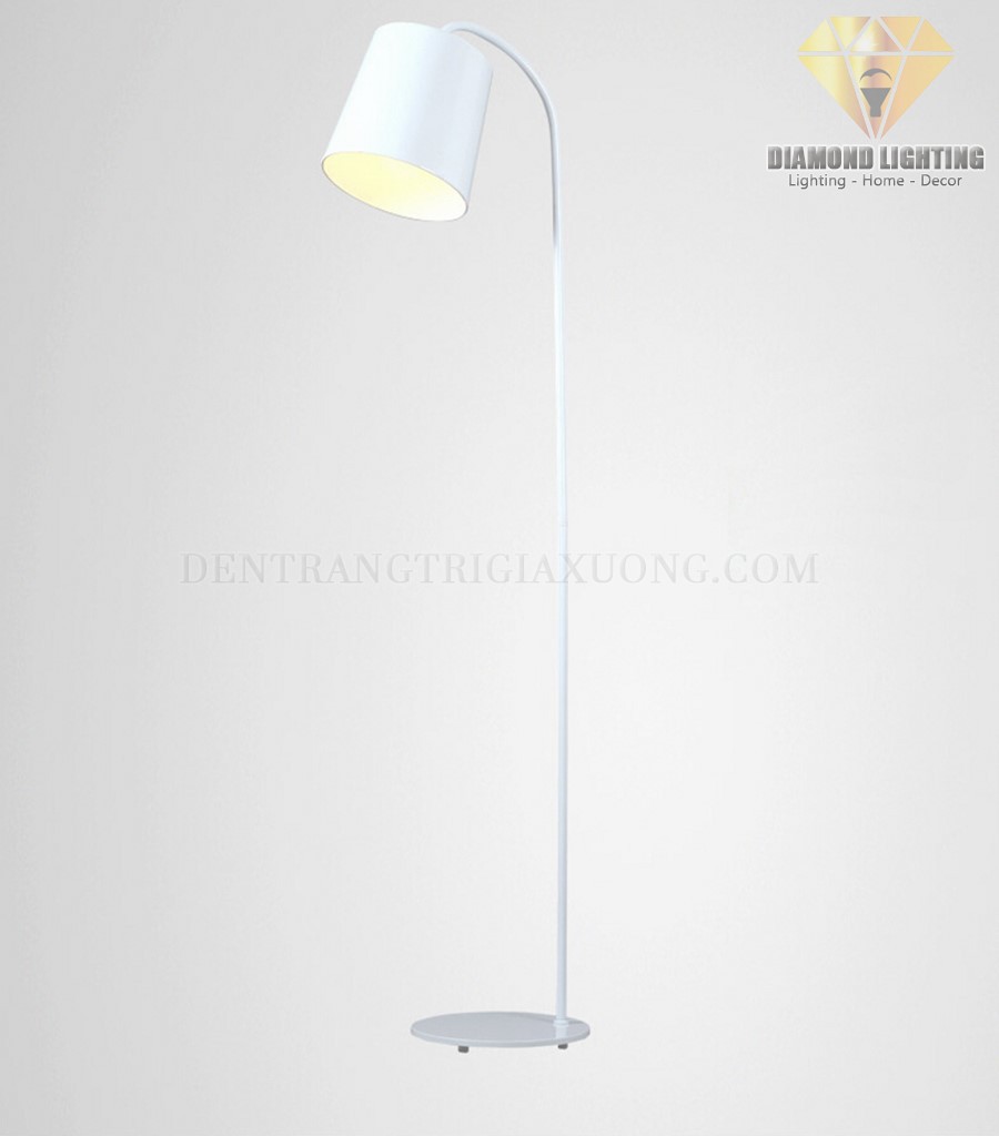 Đèn cây hiện đại DCS720 rất phù hợp để làm đèn trang trí, trang trí phòng khách và trang trí phòng ngủ cho ngôi nhà của bạn !
